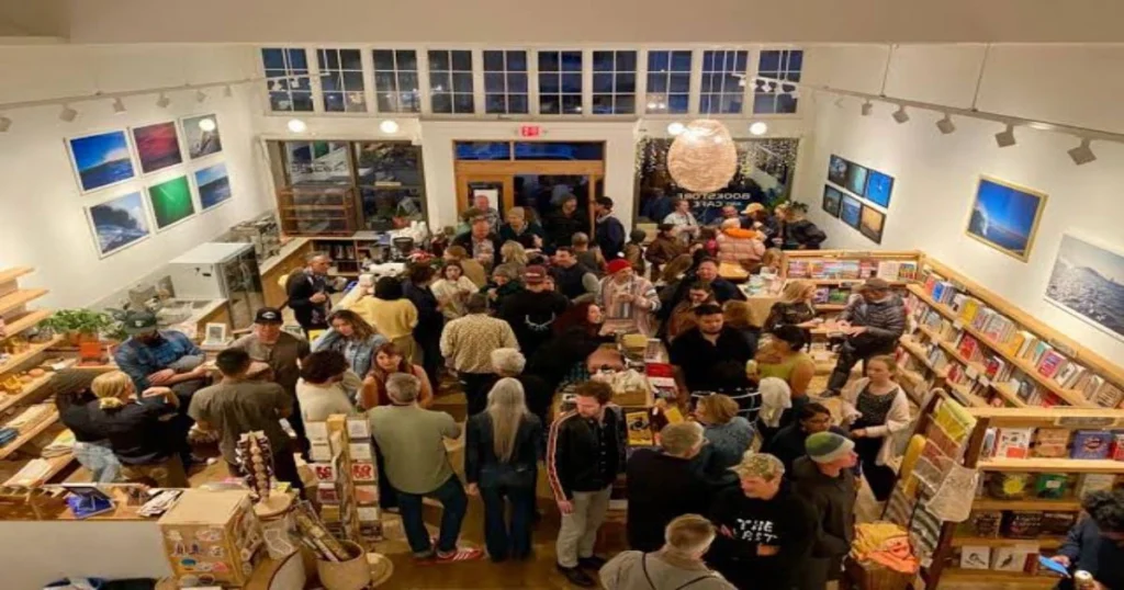 Black Bird Bookstore (Outer Sunset)