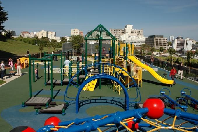 Best Parks in San Francisco for a Picnic: 8 Scenic Places to Eat Outdoors Alta Plaza Park